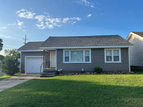 Charming 2-bedroom house with WiFi and AC in Carthage