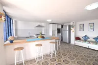 Accogliente Villino Fronte Mare Hotels in Falerna