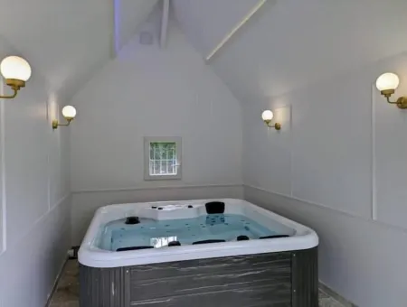 Peaceful House With SPA Отели в г. Аблон
