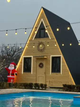 MON TERRE 3-bedroom villa in charming Garni with WiFi, AC. Enjoy your stay Отели в г. Гарни