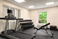 Hampton Inn & Suites Newport/Middletown - Fitnessstudio