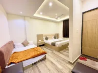 Hotel Prakash INN - near Mahakal Temple Hotels in Gothada