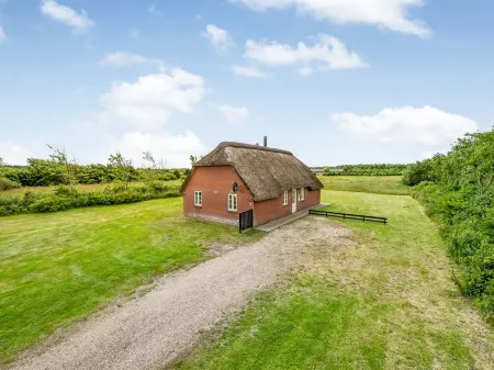 "Birette" - 1.2km from the sea