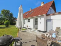 "Fraþulf" - 6km from the Sea - parking