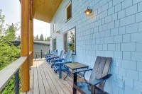 Lake Whatcom House w/ Boat Dock + Mountain View! - Homestays