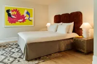 Revier Hotel berhampiran Sas Institute AS