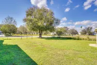 Walk to Lake: Home w/ Screened Porch in Sebring! - 3 ดาว