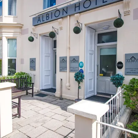 Albion Hotel Отели рядом с достопримечательностью «Северо-Запад»
