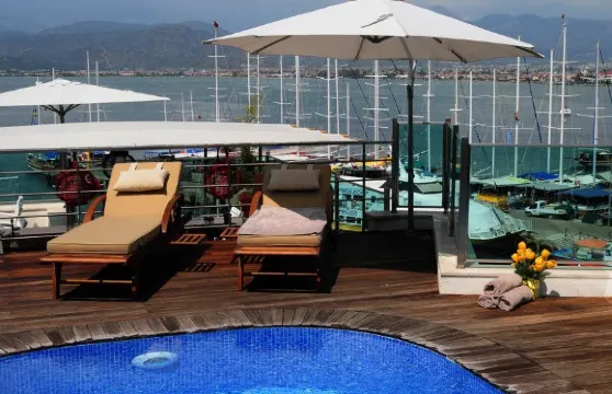 阿蘭斯塔帆船酒店