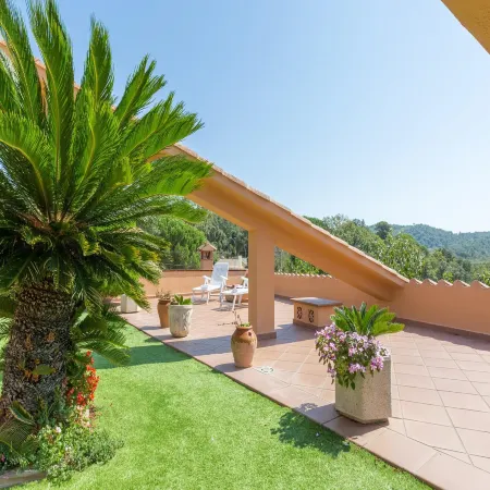 Villa in Lloret de Mar with Private Pool