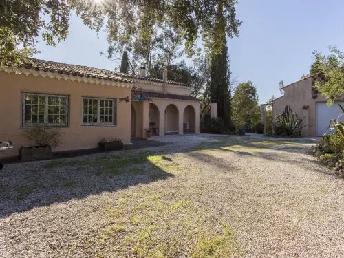 Frejus Villa with Private Pool & Beach