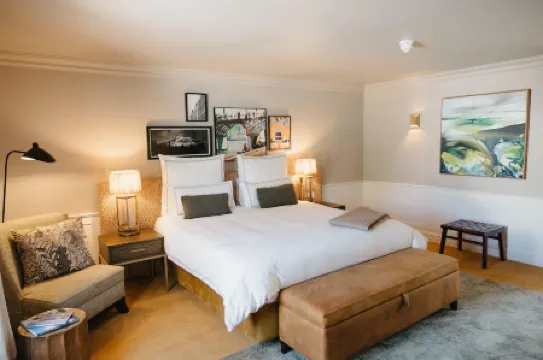 Erinvale Estate Hotel & Spa Отели рядом с достопримечательностью «Vergelegen Wine Estate»