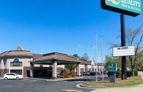 託馬斯維爾品質套房酒店