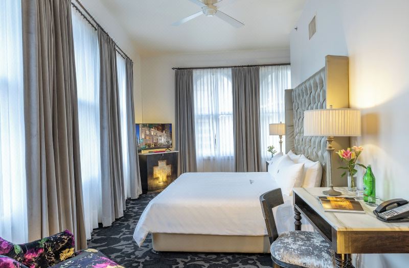 International House Hotel