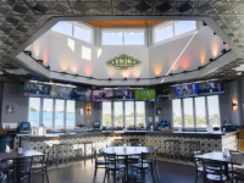 Rod 'N' Reel Resort Hotels in Calvert County