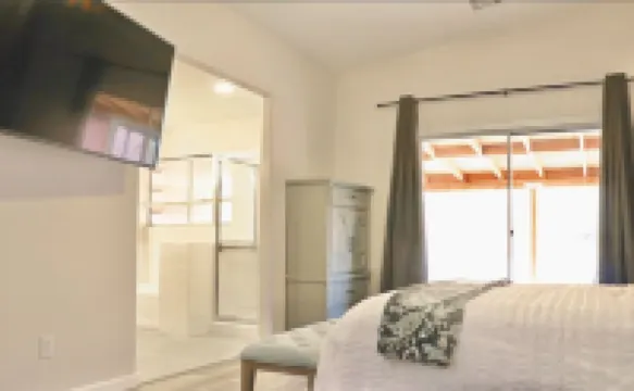 Family Fun & Strip-Access – Pet-Friendly 3Br Home w/ Game Room! Henderson Amphitheatre 주변 호텔