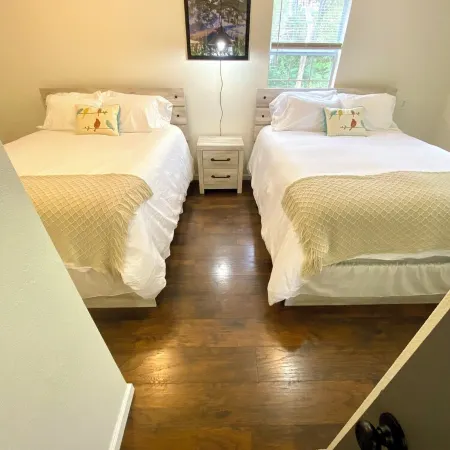 Sleeps 6 • Dog Friendly • Fire Pit