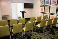 Holiday Inn Express & Suites JACKSONVILLE NORTH-FERNANDINA by IHG - parking