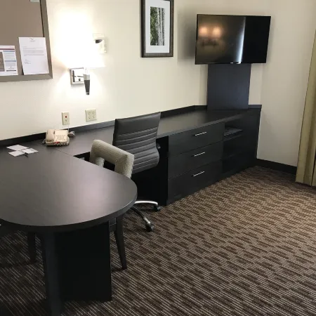 Candlewood Suites Fort Wayne - NW by IHG