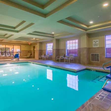 Holiday Inn Express & Suites CLOVIS by IHG