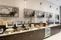 Hampton Inn & Suites Portsmouth Downtown - Frühstück