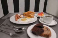 Sunny Canopy B&B Hotel Hulhumale - breakfast