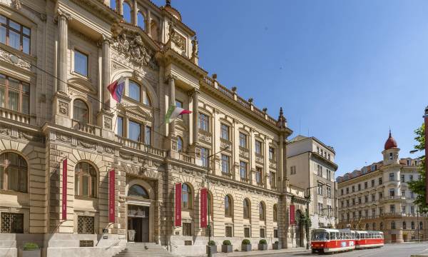NH Collection Prague Carlo IV