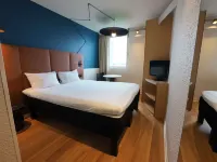 Ibis Lyon Est Bron - Pet friendly
