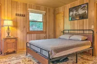 8 Acres and Hiking Trails Little Switzerland Escape - 3-Sterne