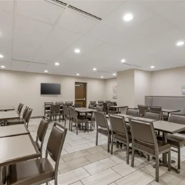 Executive Residency by Best Western Waterloo  Cedar Falls