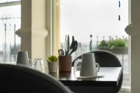 Four Points flex by Sheraton Brighton - sarapan