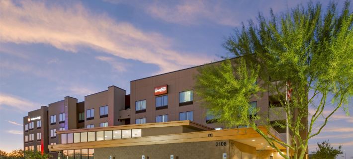 Best Western Plus Executive Residency Phoenix North Happy Valley Các khách sạn ở Phượng Hoàng