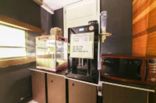 Busan Hwamyeong-Dong Sky 鄰近釜山漁村民俗館的酒店