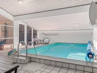 "Halwarth" - 250m from the Sea - Pool