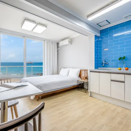 Goseong Seonsagil Stay Pension