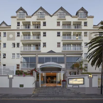 The Bantry Aparthotel by Totalstay Hotel dekat Pantai Clifton 4th