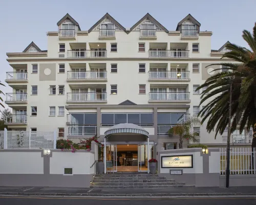 The Bantry Aparthotel by Totalstay Hotels near Queens Beach