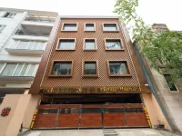 Mathi Residency Hotels near Abirami Mega Mall
