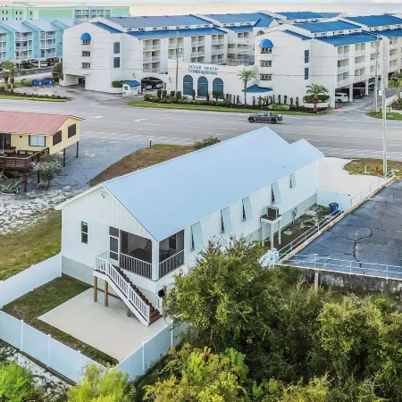 Luxury 4Br | Across Street from Beach | New Hot Tub!