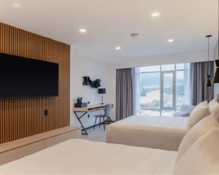 HOTEL LUURE فنادق في ناوكالبان