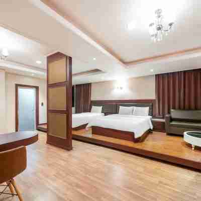 Jeonju Pungnam Family Hotel (Former Pungnam Tourist Hotel) Rooms