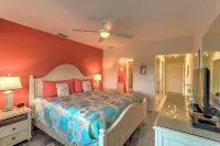 Waterfront Marco Island Retreat w/ Shared Docks - Homestays