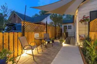 Ski & Hike: Cozy Dtwn Reno Studio w/ Fireplace - Condos