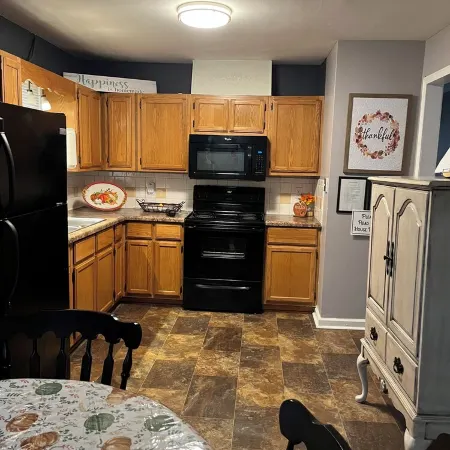 Single house 3 bed rooms bath kitchen sitting room