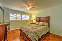 Marco Island Condo w/ Patio: Steps to Beach Access - موقف سيارات
