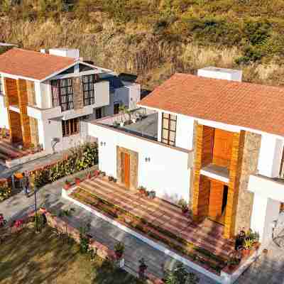 Goya Hills Hotel Exterior