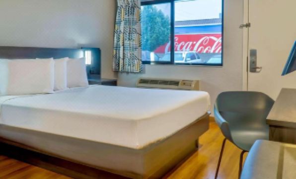 Motel 6 El Monte, CA - Los Angeles