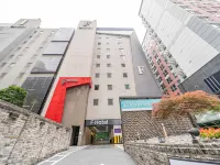 Life Style F Hotel Các khách sạn gần Ga Singil