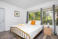 Boutique Apartments Flamingo - Condos