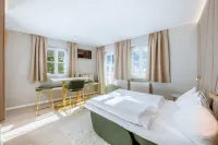Crystls Aparthotel - balcony